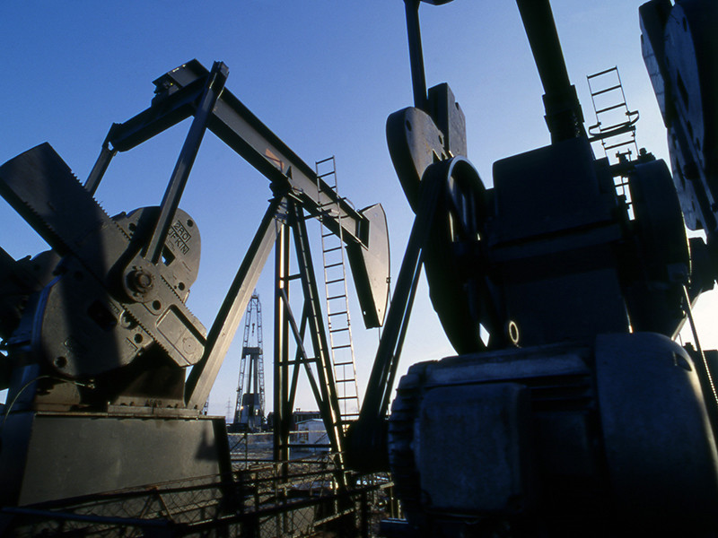 Нефть Brent вплотную приблизилась к 80 долларам после выхода отчета о запасах в США