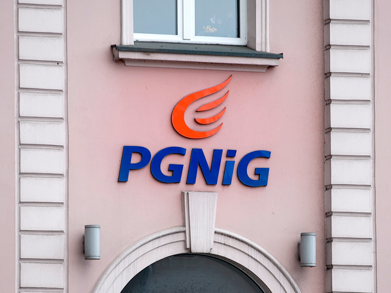 Стокгольмский арбитражный суд, рассматривающий спор польского газового монополиста PGNiG против российского "Газпрома", вынес предварительное решение о том, что польская сторона имеет право требовать изменения цен на газ, поставляемый в республику в рамках Ямальского контракта

