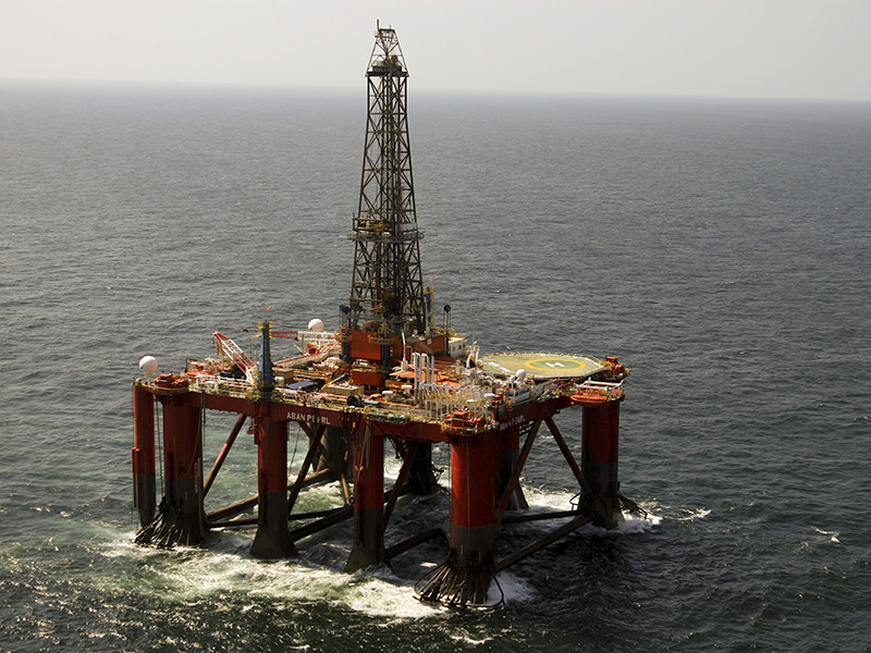 Государственная нефтегазовая компания Венесуэлы PDVSA уведомила восемь своих международных клиентов, в том числе российскую компанию "Лукойл", о том, что в июне она не сможет выполнить в полном объеме обязательства по поставке нефти