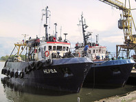 Пограничная служба ФСБ предупредила рыбодобывающие компании о недопустимости использования судов, принадлежащих иностранцам, для перевозки продукции

