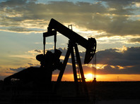 Цены на нефть усилили падение на фоне роста ее запасов в США