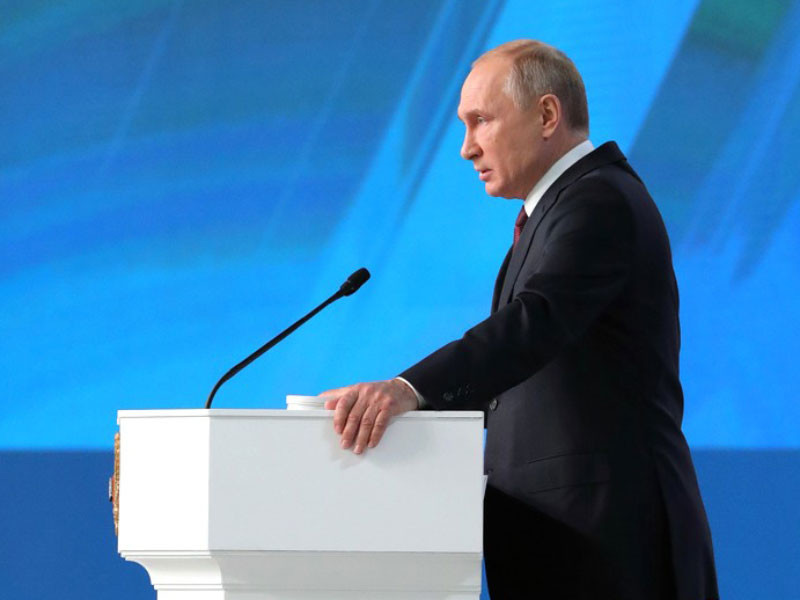 Путин в послании осудил чрезмерное давление на бизнес, но Пескову пришлось пояснять