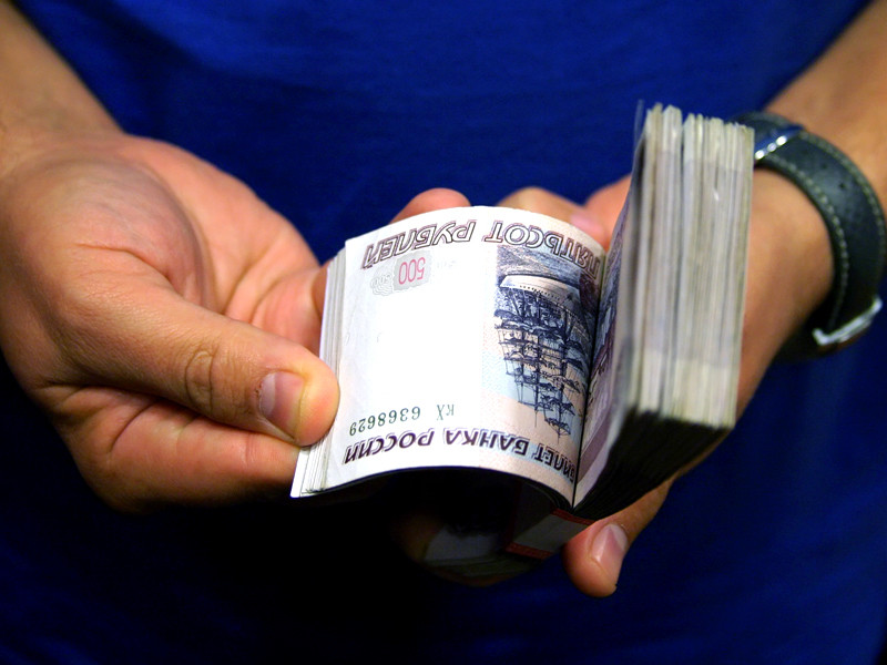 Крупные платежные системы ввели лимиты на денежные переводы из России в четыре азиатские страны