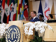 Премьер РФ Дмитрий Медведев, выступая на проходящей в Москве 108-й сессии Международной организации труда, оптимистично предположил, что в недалеком будущем общество, в том числе и в России, перейдет на четырехдневную рабочую неделю, вместо нынешней "пятидневки"