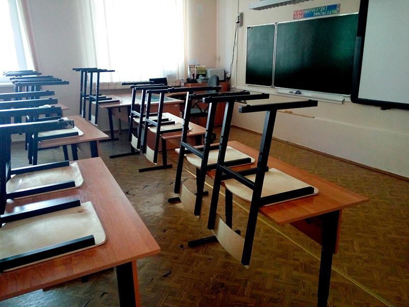 Выяснилось, что в РФ низкий спрос на педагогов средней школы - 1%, бухгалтеров - 1,4%
