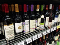 ВЦИОМ: более половины россиян заявили, что не пьют вино