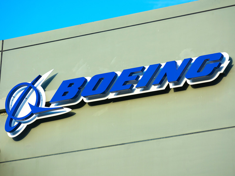 Boeing не получил ни одного заказа в сентябре и поставил всего 11 самолетов