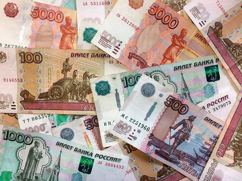 Россия будет выдавать "золотые визы" иностранцам за инвестиции в 10 млн рублей или при покупке недвижимости от 30 млн