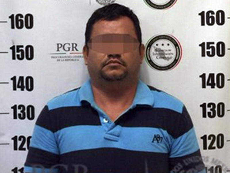 Мексиканские полицейские задержали наркобарона Габино Перальта Сауседо по прозвищам Эль Пони и Эль Амиго. Он считается одним из самых опасных преступников в мире. Пони был объявлен в розыск Интерполом в 180 с лишним государствах
