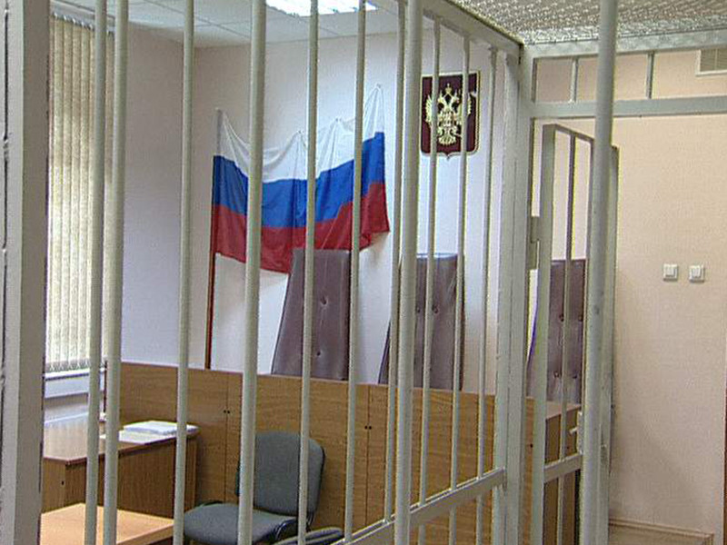 Мурманский областной суд вынес приговор бармену Максиму Логашову, который признан виновным в убийстве своей молодой знакомой