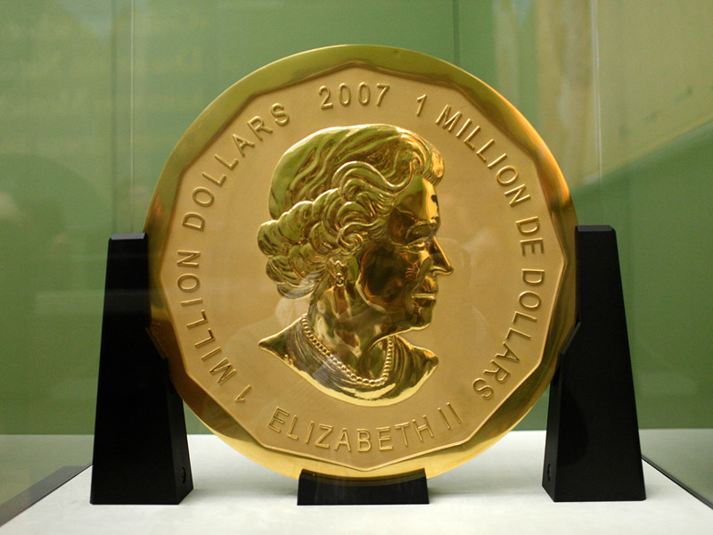 В Германии преступники совершили дерзкую кражу из столичного музея Боде. Добычей воров стала золотая монета весом в один центнер и номиналом в 1 миллион долларов