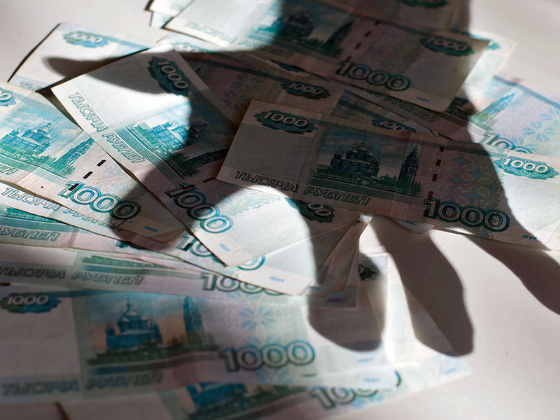 Полиция города Ардон в Северной Осетии расследует крупную кражу, совершенную в жилище 52-летней начальницы отдела субсидий управления социальной защиты по Ардонскому району Ларисы А. Ущерб превысил 100 миллионов рублей
