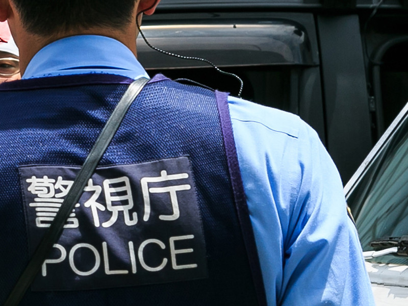Японские полицейские ведут активный розыск трех преступников, совершивших дерзкое ограбление