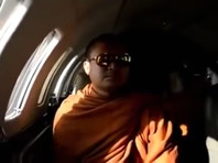 В Таиланд из США экстрадирован буддийский монах, обвиняемый в изнасиловании ребенка и отмывании денег