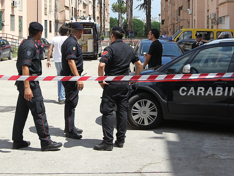 Итальянская полиция проводит спецоперацию по борьбе с организованной преступностью на юге страны