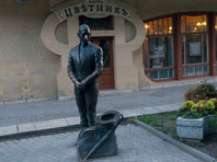 В Пятигорске возбуждено уголовное дело после кражи шляпы у скульптуры Кисы Воробьянинова