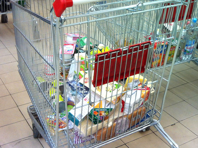 В столичном супермаркете у топ-менеджера "Русского стандарта" украли 630 тысяч рублей