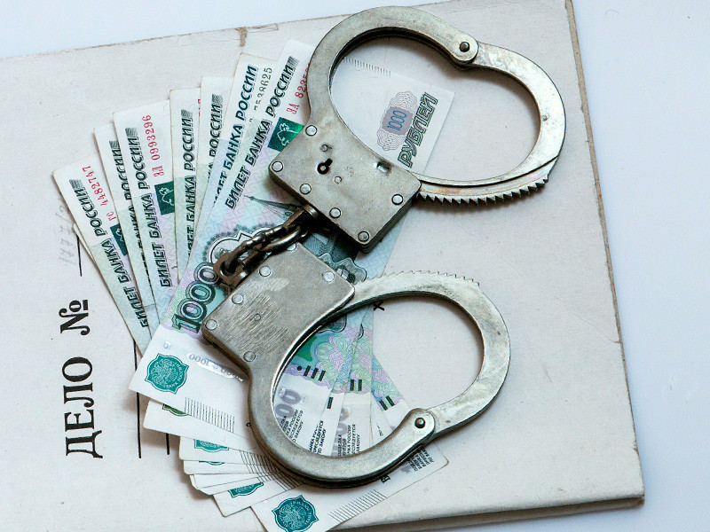Краснодарский полицейский, сжегший материалы уголовного дела за взятку в 1,5 млн рублей, получил 3,5 года колонии