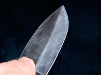 В Новосибирске двое голых мужчин устроили смертельный бой на ножах (ФОТО)
