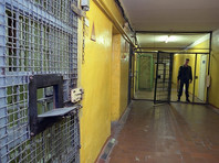 В СИЗО Кирова заключенный, избитый за жалобы на сырость, воткнул в грудь гвоздь