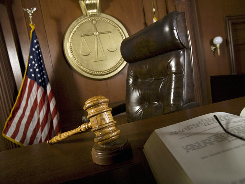 Суд США вынес 26 марта приговор жителю Хьюстона в штате Техас, который признан виновным в попытке сдачи своего малолетнего ребенка "в аренду" педофилу. За секс с девочкой дошкольного возраста родитель намеревался получить 1000 долларов
