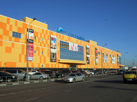Преступление было совершено 18 апреля на третьем этаже торгового центра "Колумбус" на Кировоградской улице
