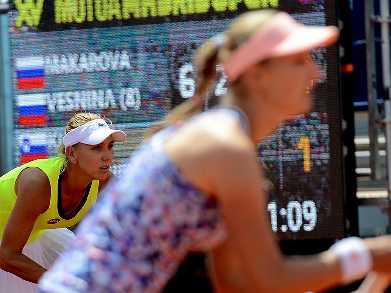 Российские теннисистки Екатерина Макарова и Елена Веснина остановились в шаге от победы на Открытом чемпионате Франции в женском парном разряде