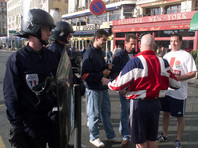 Английские фанаты устроили беспорядки в Марселе с криками "ИГИЛ, ты где?"