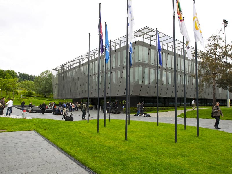 Швейцарские следователи провели обыск в штаб-квартире ФИФА в Цюрихе. Следователи изъяли документы, а также данные, содержащиеся в компьютерах