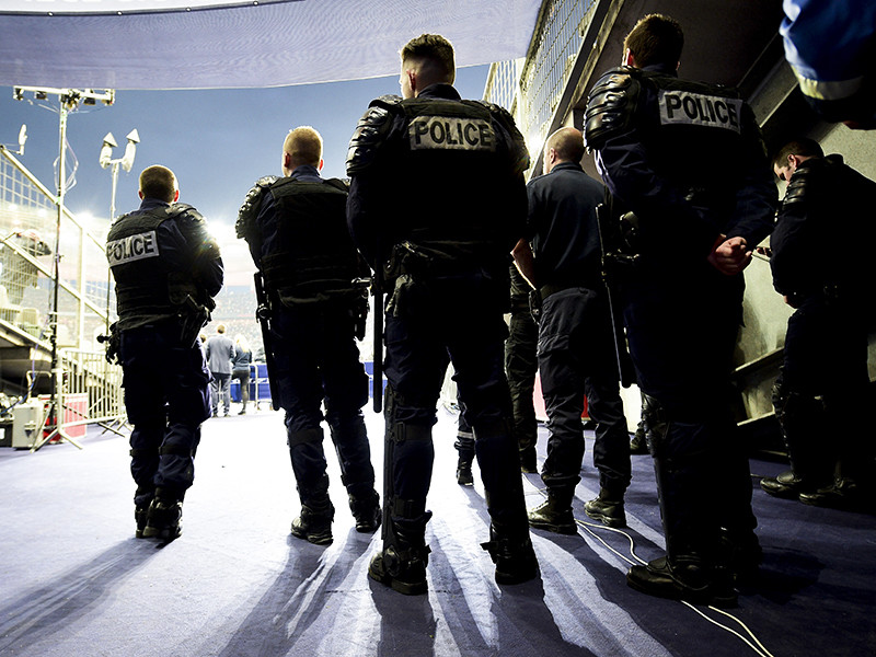 Всего в ходе Евро-2016 для обеспечения безопасности Франция задействует 87 тыс. человек, среди них: 42 тыс. сотрудников полиции, 30 тыс. жандармов, а также военнослужащие и агенты безопасности