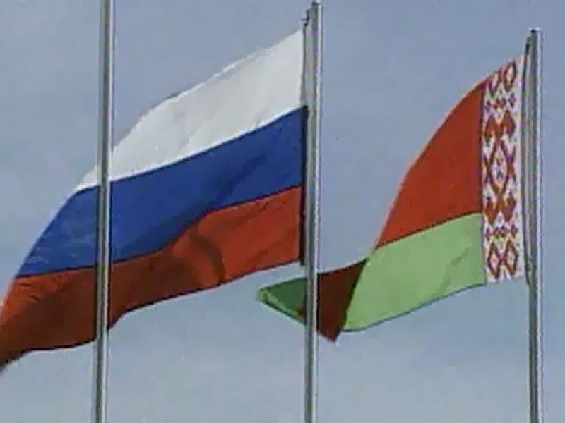 Белорусским паралимпийцам запретили нести российский флаг