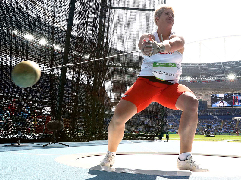 Полька Анита Влодарчик побила мировой рекорд в метании молота на Олимпийских играх в Рио-де-Жанейро