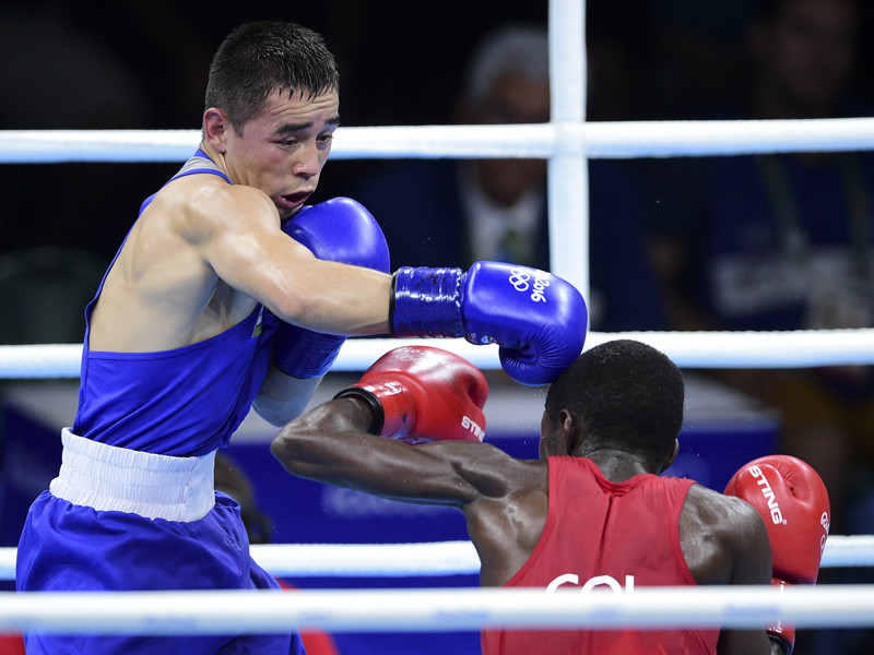 Узбекский боксер Хасанбой Дусматов стал олимпийским чемпионом в "весе мухи"