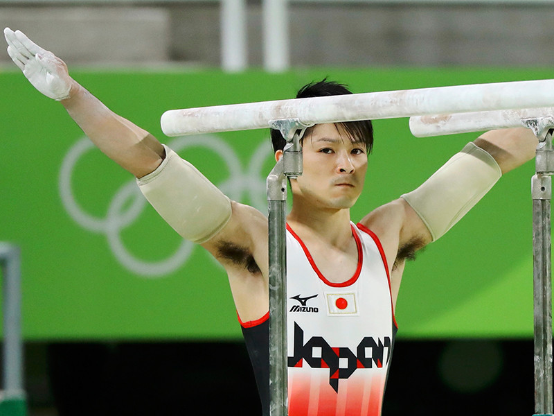 Японец Кохэй Утимура в Рио защитил титул в гимнастическом многоборье