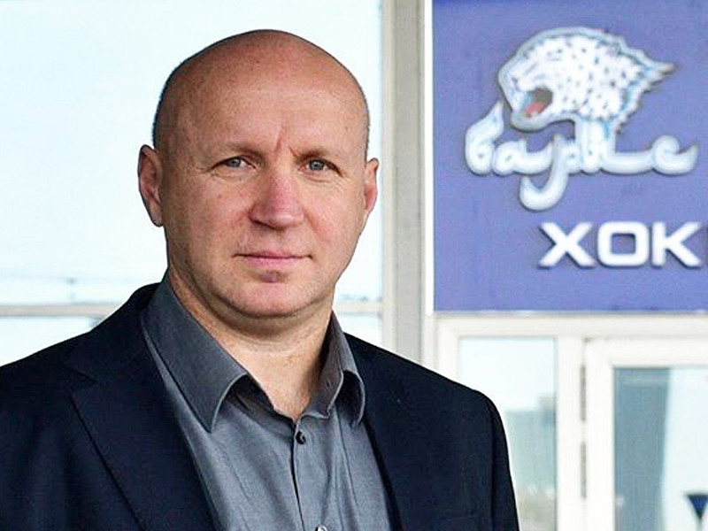 Казахстанский хоккейный клуб "Барыс" объявил о назначении нового главного тренера. Им стал белорусский специалист Эдуард Занковец