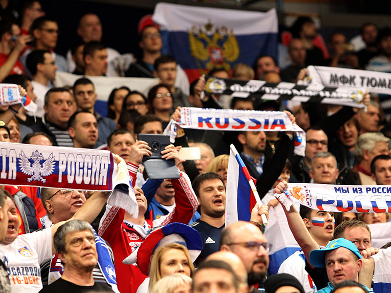 Мужская сборная России по мини-футболу со счетом 6:2 (3:2, 3:0) обыграла команду Испании и вышла в полуфинал чемпионата мира, проходящего в Колумбии