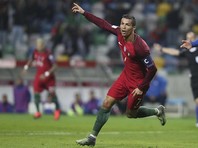Роналду впервые забил четыре мяча в одном матче за сборную Португалии