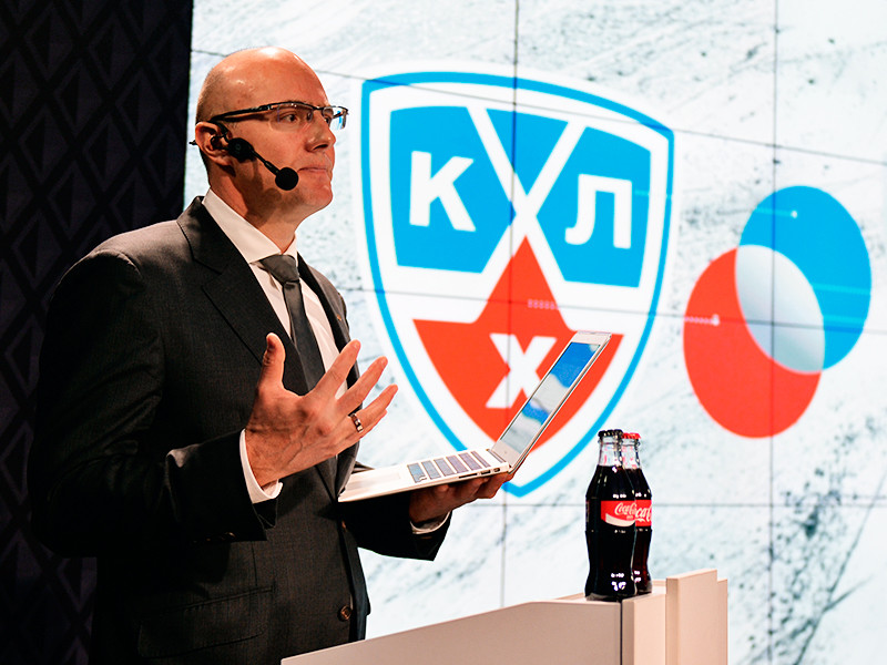 Президент Континентальной хоккейной лиги (КХЛ) Дмитрий Чернышенко заявил о возможной оптимизации числа команд - участниц лиги, допустив сокращение их числа в следующем сезоне