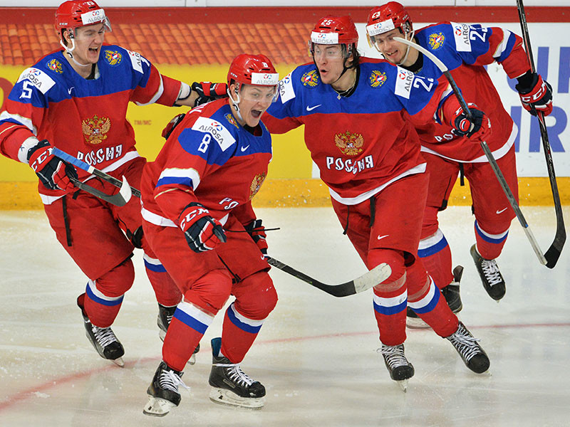 Молодежная сборная России вошла в первую четверку претендентов на победу в чемпионате мира по хоккею среди игроков не старше 20 лет, который стартует 26 декабря в канадском Торонто