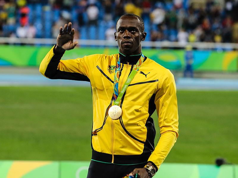 Девятикратный олимпийский чемпион в беге на спринтерские дистанции ямаец Усэйн Болт назван спортсменом года по версии Международной ассоциации легкоатлетических федераций (IAAF)