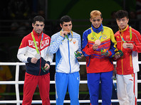 Миша Алоян (Россия) - серебряная медаль, Шахобиддин Заиров (Узбекистан) - золотая медаль, Йоэль Сегундо Финоль (Венесуэла) и Ху Цзяньгуань (КНР) - бронзовые медали