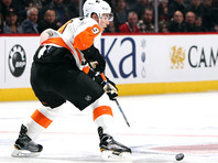 Защитник "Филадельфии" Иван Проворов умудрился за 31 секунду забросить две шайбы в домашнем в матче регулярного чемпионата НХЛ против "Чикаго"