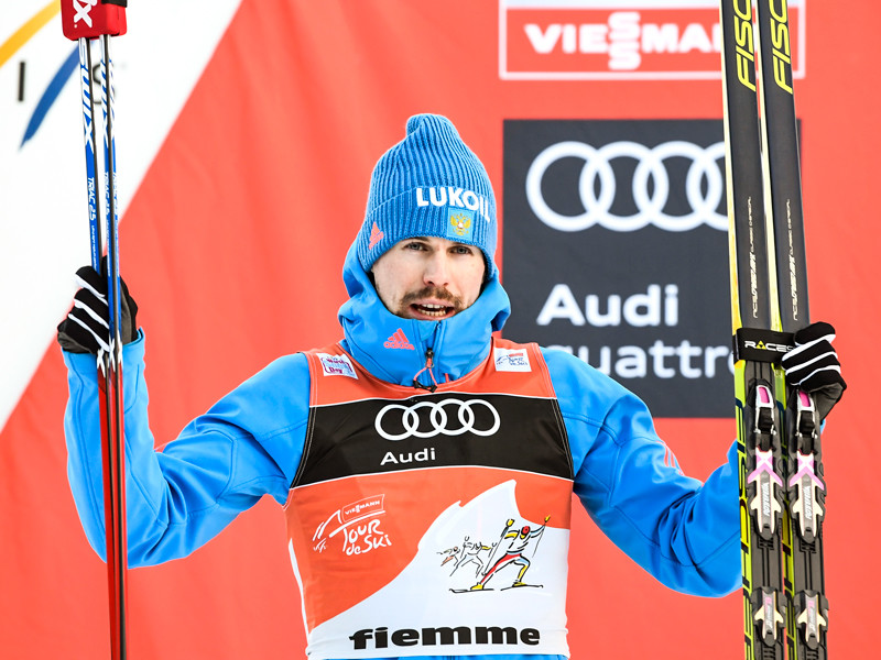 Устюгов финишировал вторым на Tour de Ski в гонке с масс-старта