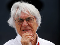 Британский предприниматель Берни Экклстоун уволен с поста исполнительного директора автогонок "Формула-1"