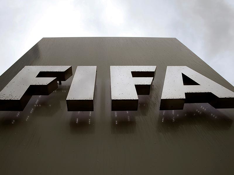 В штаб-квартире ФИФА удалили памятную табличку с именем Блаттера

