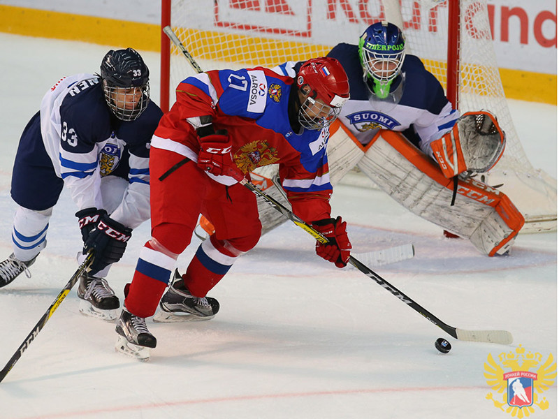 Российские юниоры проиграли финнам в полуфинале чемпионата мира
