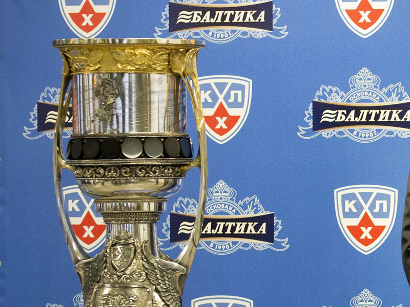 Континентальная хоккейная лига (КХЛ) и казахстанский клуб "Барыс" подписали соглашение о проведении Недели звезд хоккея-2018 в Астане