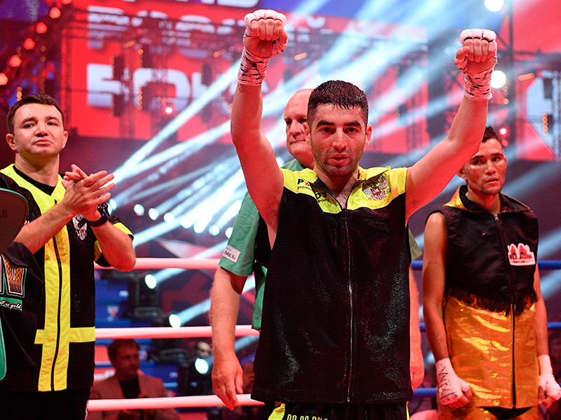 Миша Алоян, победивший в поединке против Марвина Солано в рамках празднования Дня российского бокса на Красной площади