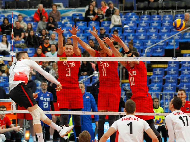 Мужская сборная России по волейболу уступила команде Канады в стартовом матче финального этапа Мировой лиги
