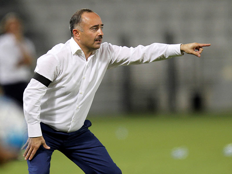 Главный тренер сборной Узбекистана по футболу Самвел Бабаян отправлен в отставку